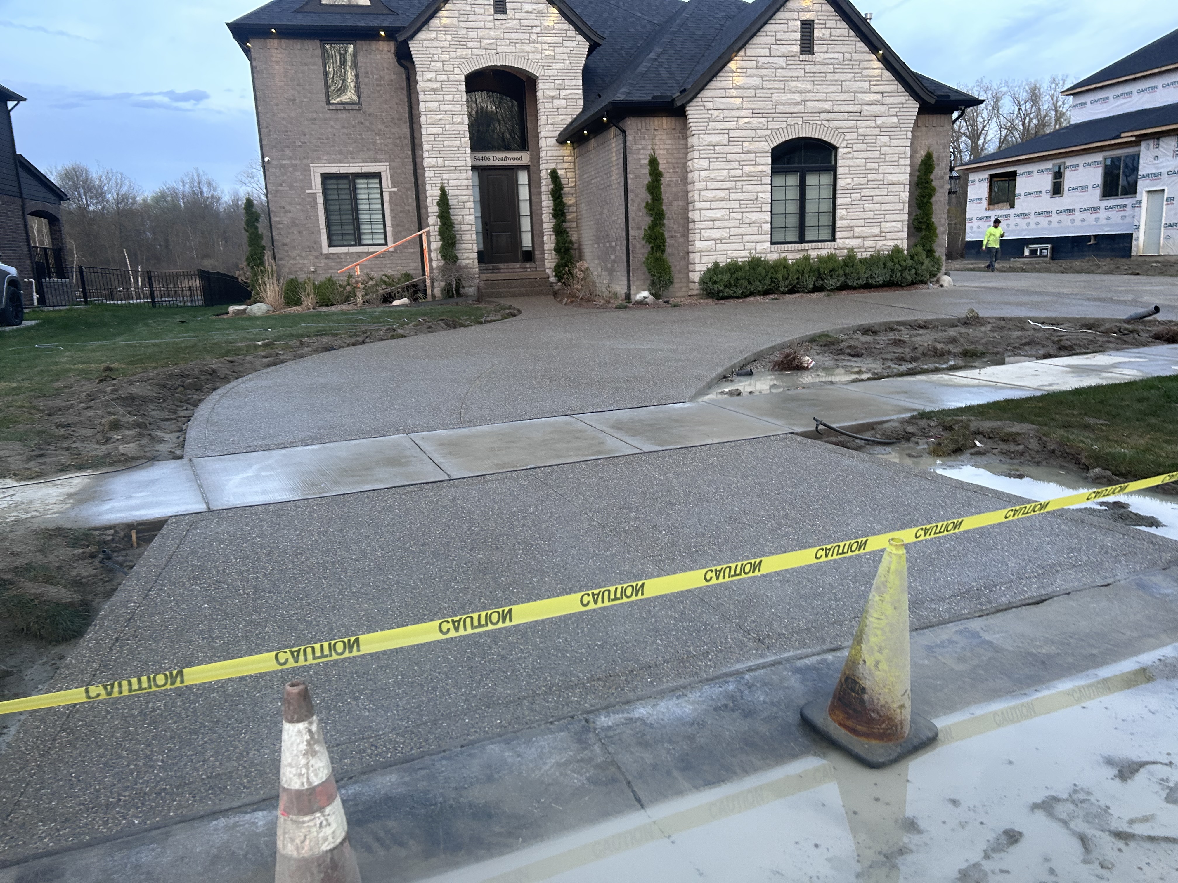 Concrete driveway replacement in Mount Clemens MI